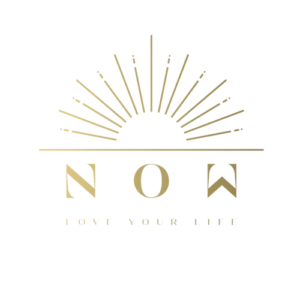 Logo Now love your life gold